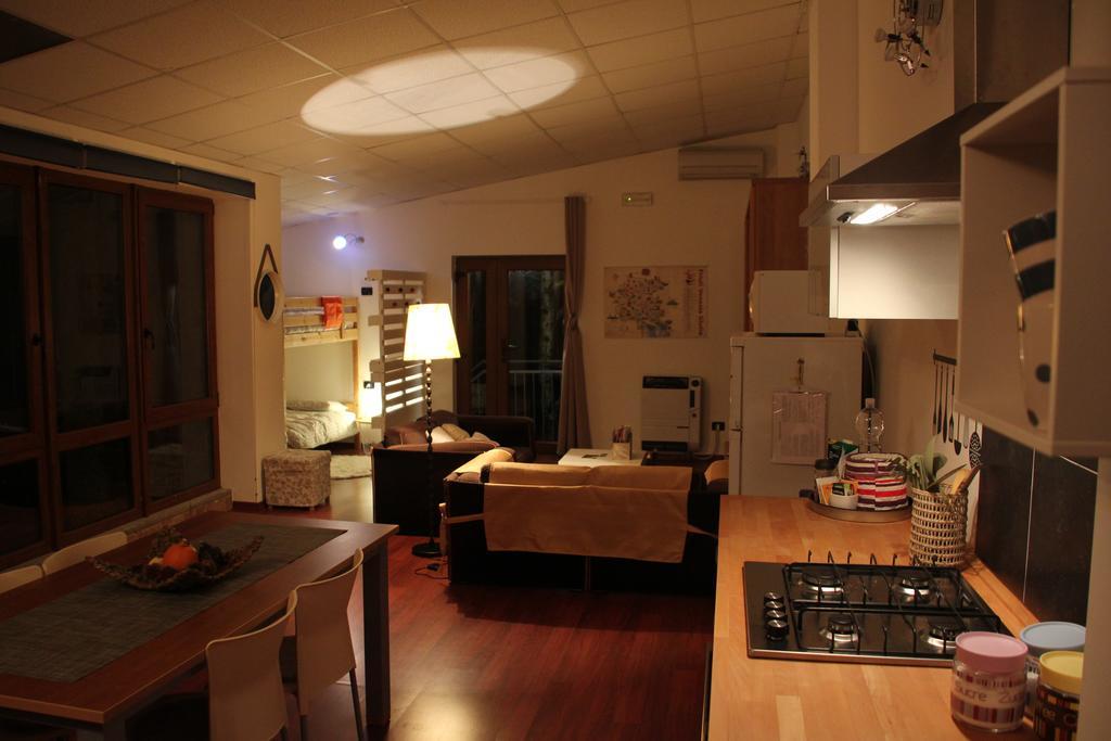 Villa La Casa Dei Cedri à Fanna Extérieur photo